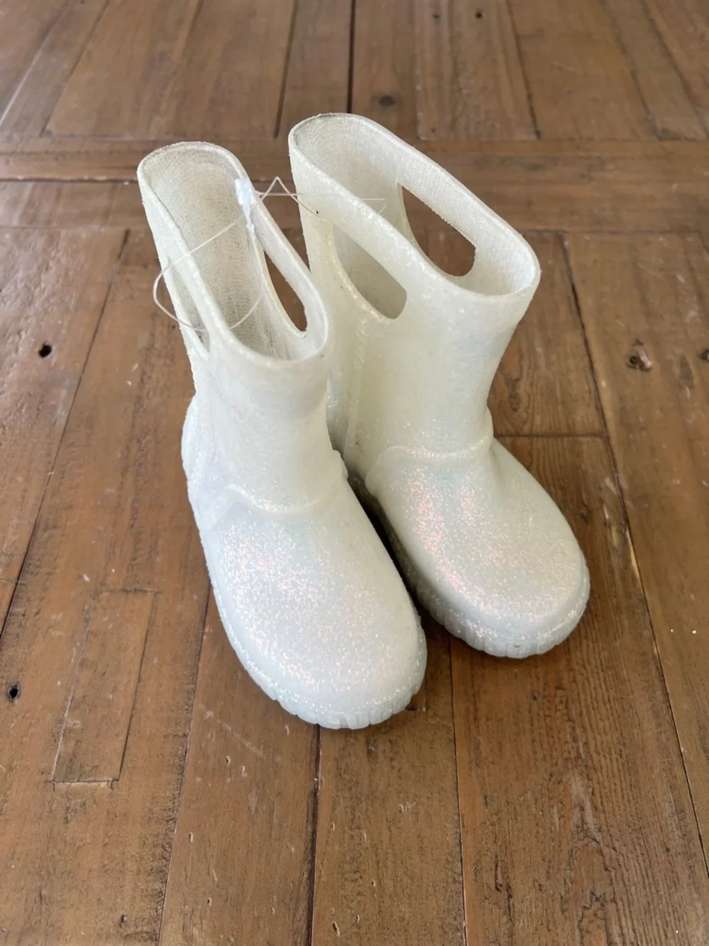 UGG iridescent sparkle pull on Waterproof rain boots little girls 6